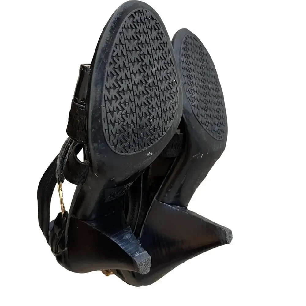 Michael Kors Robertson Black Strappy Sandals Heels Size 6